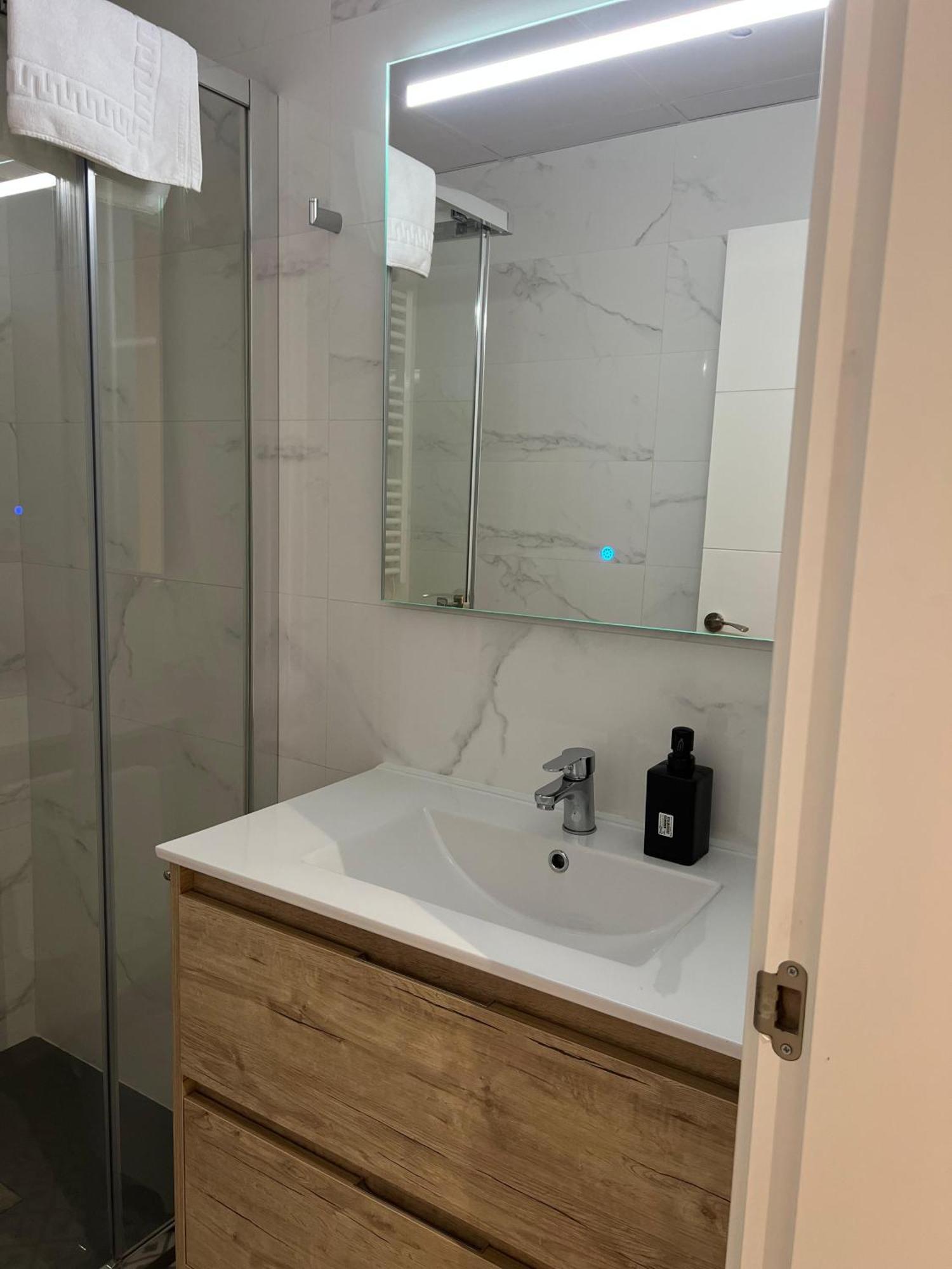 מדריד Room Plaza Espana מראה חיצוני תמונה