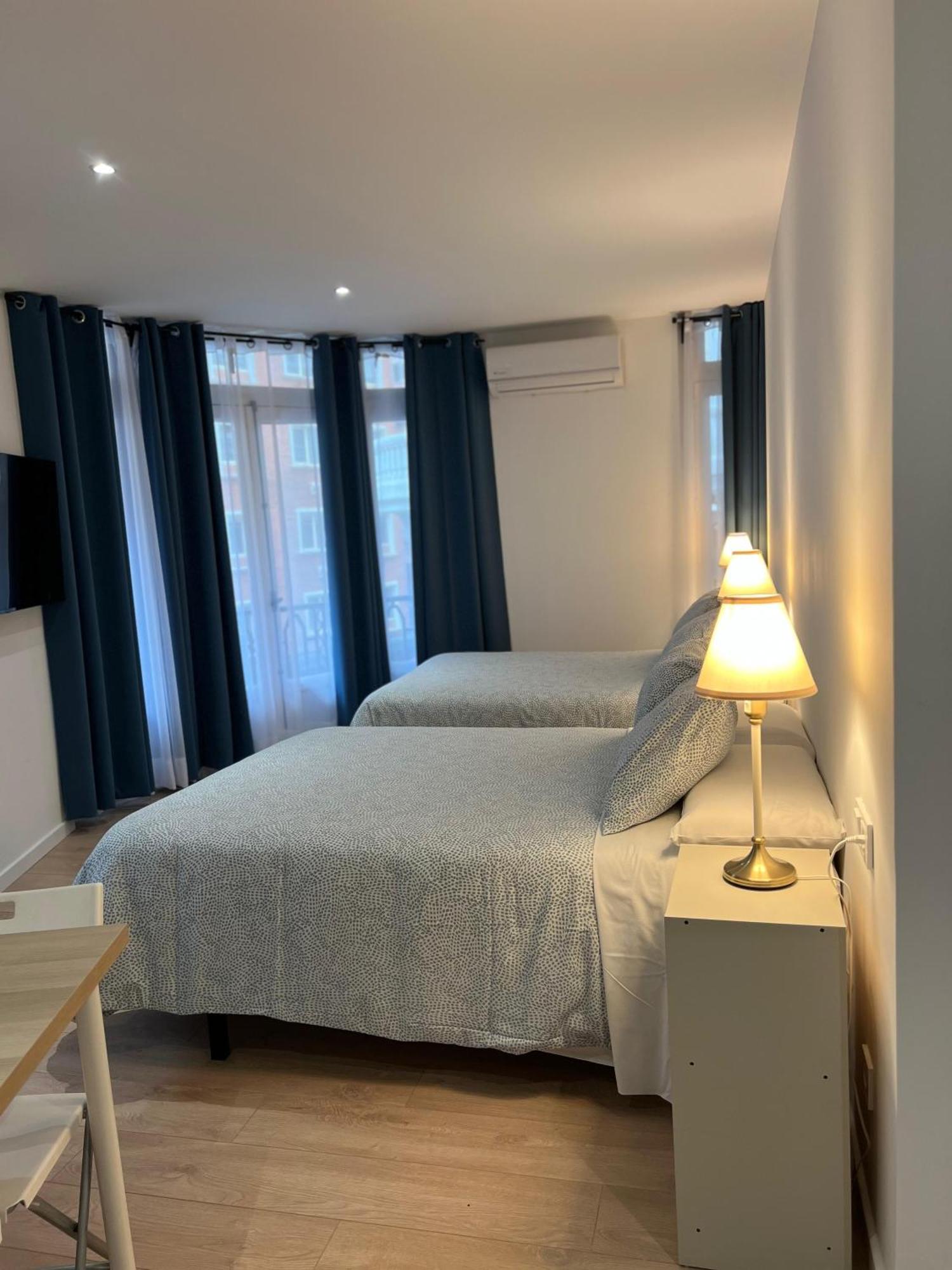 מדריד Room Plaza Espana מראה חיצוני תמונה